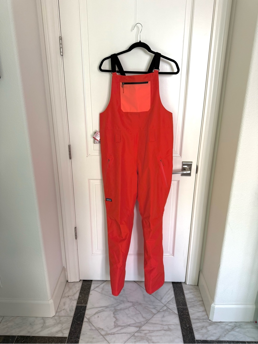 Patagonia Women's Powder Town Bibs Snow Pants Large Regular Sizzle Red - New